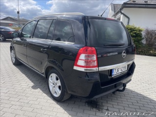 Opel Zafira 1,6 i 16V 85kw 7míst Tažn 2011