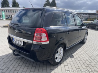 Opel Zafira 1,6 i 16V 85kw 7míst Tažn 2011