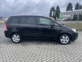 Opel Zafira 1,6 i 16V 85kw 7míst Tažn 2011
