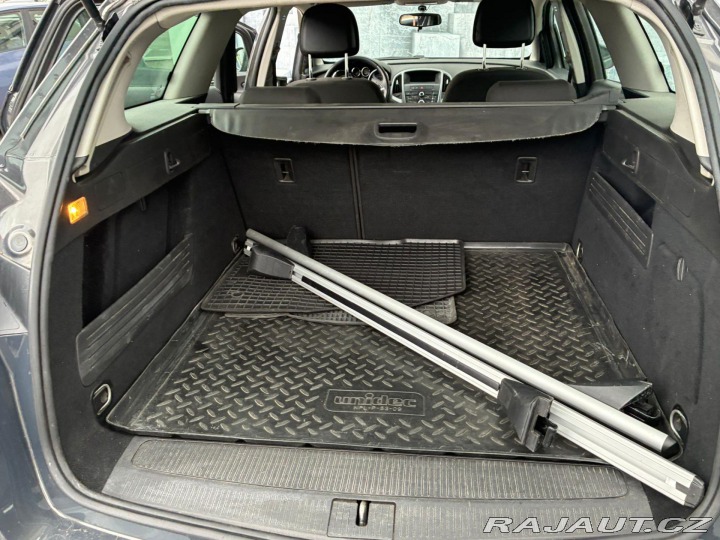 Opel Astra 2.0DCTi, 121KW, AUTOMAT 2013