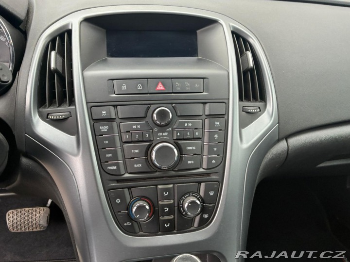 Opel Astra 2.0DCTi, 121KW, AUTOMAT 2013