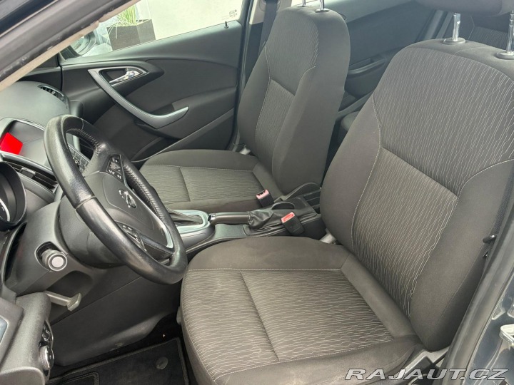 Opel Astra 2.0DCTi, 121KW, AUTOMAT 2013