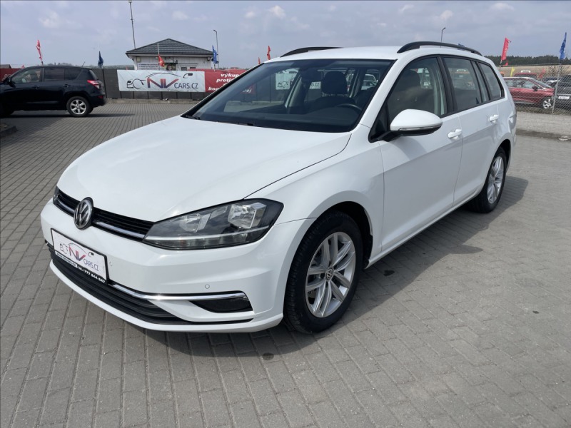 Volkswagen Golf 2,0 TDi 110kw DSG LED Rad
