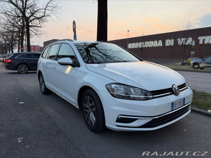 Volkswagen Golf 2,0 TDi 110kw DSG po rozv 2020