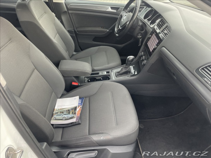 Volkswagen Golf 2,0 TDi 110kw DSG Radar L 2020