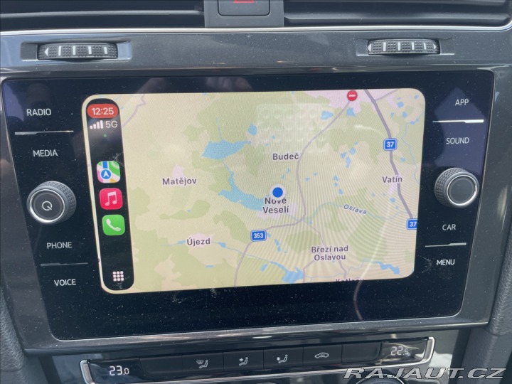 Volkswagen Golf 2,0 TDi 110kw DSG LED Rad 2020