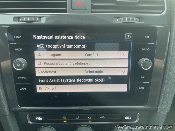 Volkswagen Golf 2,0 TDi 110kw DSG Radar L 2020