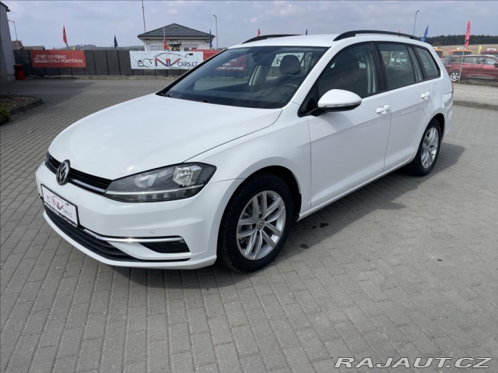 Volkswagen Golf 2,0 TDi 110kw DSG LED Rad 2020