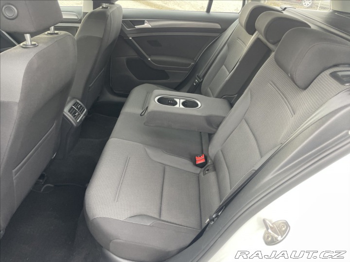 Volkswagen Golf 2,0 TDi 110kw DSG Radar L 2020