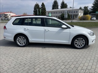 Volkswagen Golf 2,0 TDi 110kw DSG LED Rad 2020