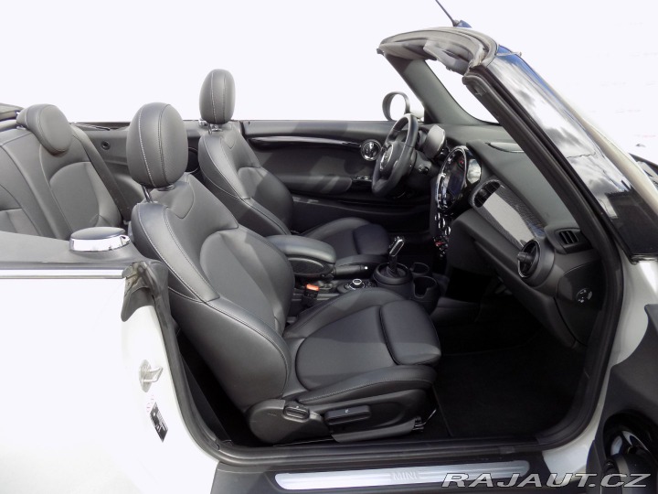 Mini Cooper 1.5i/El.střecha/1.Maj.ČR/ 2021