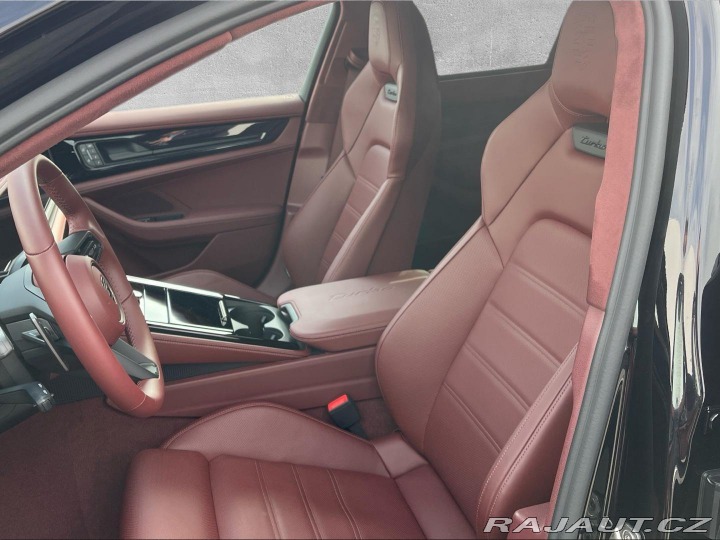 Porsche Panamera Turbo E-Hybrid 2025