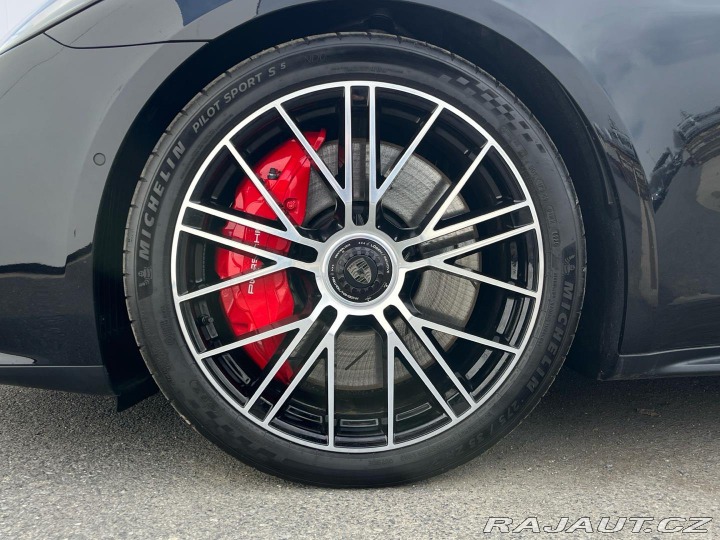 Porsche Panamera Turbo E-Hybrid 2025