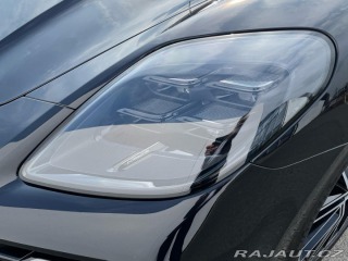 Porsche Panamera Turbo E-Hybrid 2025