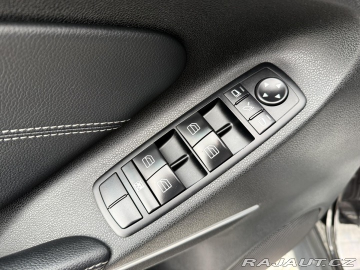 Mercedes-Benz M ML 350 CDI 4Matic REZERVA 2011