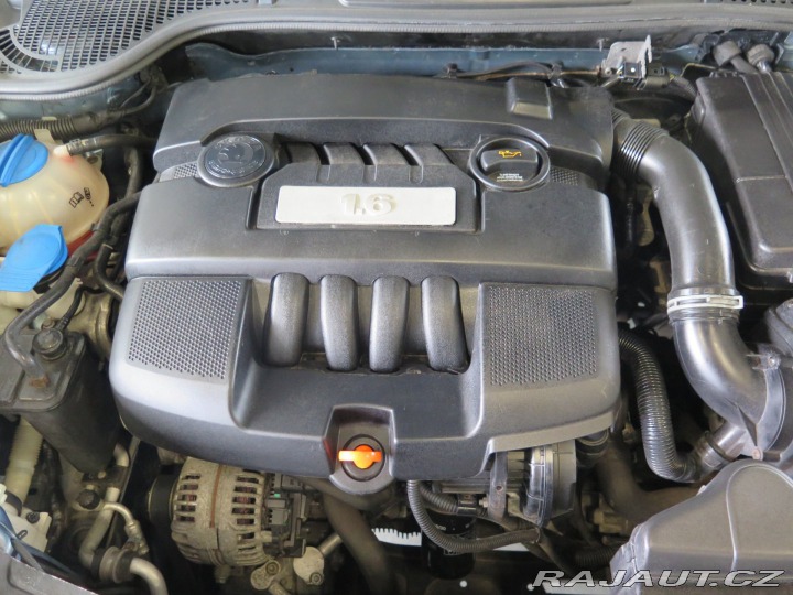 Škoda Octavia 1.6MPI,klima,výhřev,senzo 2008