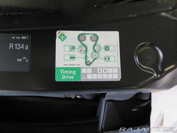 Škoda Octavia 1.6MPI,klima,výhřev,senzo 2008