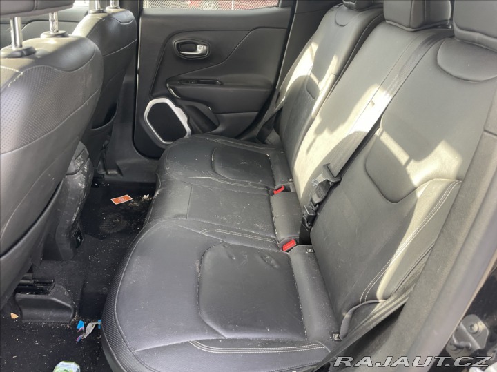Jeep Renegade 2,0 CRD 103kw LIMITED 4x4 2015