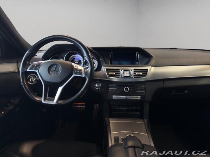 Mercedes-Benz E E 220 D 4MATIC 2016