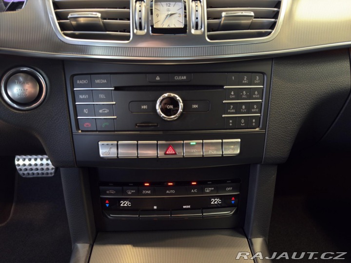 Mercedes-Benz E E 220 D 4MATIC 2016