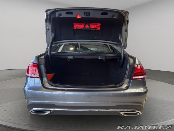 Mercedes-Benz E E 220 D 4MATIC 2016