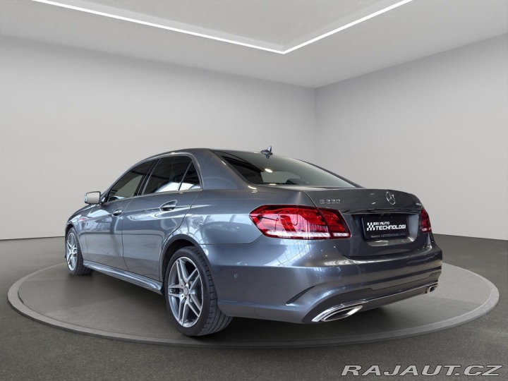 Mercedes-Benz E E 220 D 4MATIC 2016