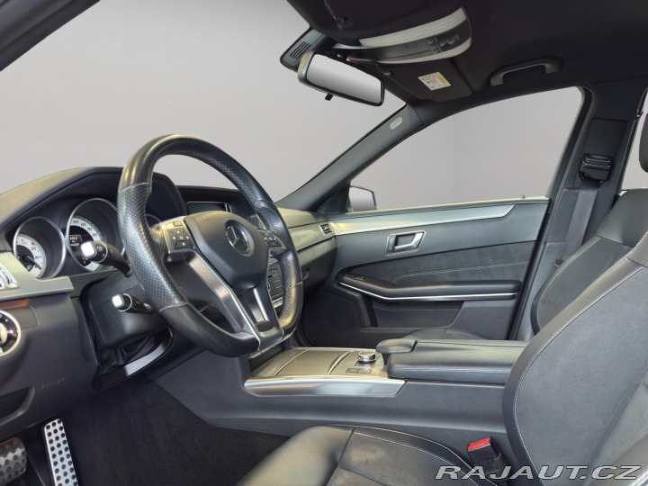 Mercedes-Benz E E 220 D 4MATIC 2016