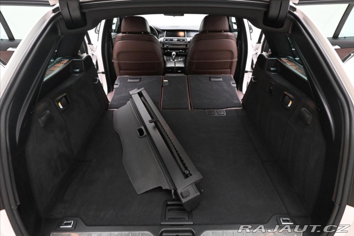 BMW 5 3,0 530d 190 kW xDrive M- 2016