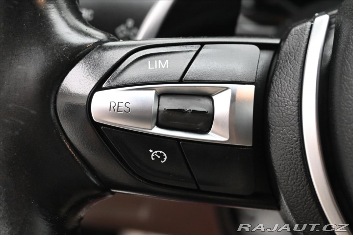 BMW 5 3,0 530d 190 kW xDrive M- 2016