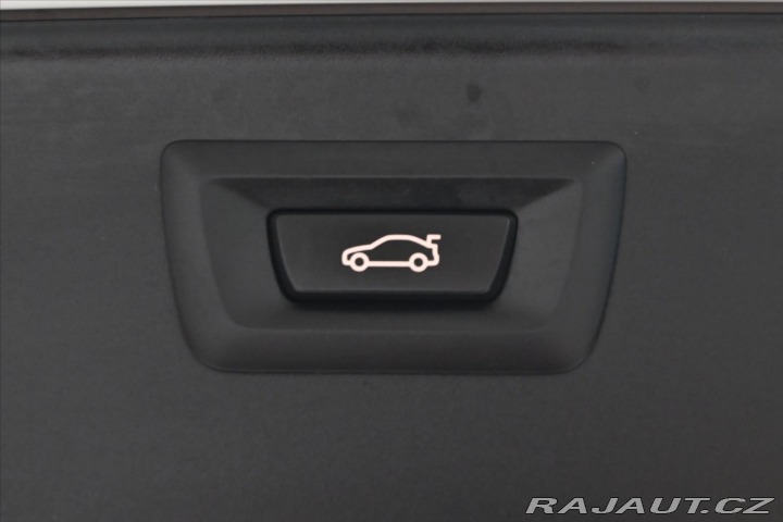 BMW 5 3,0 530d 190 kW xDrive M- 2016