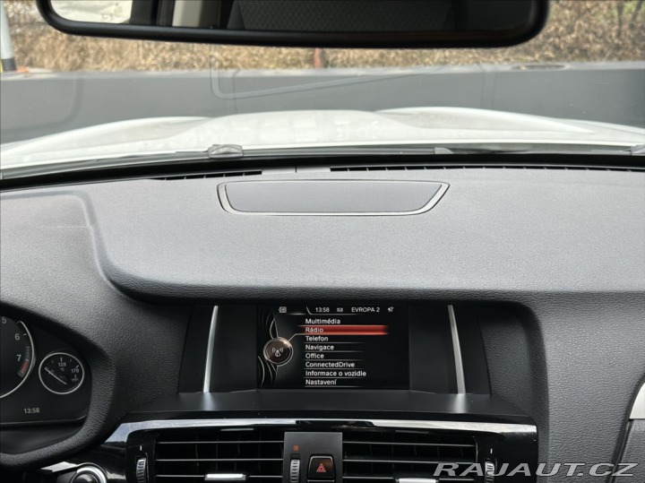 BMW X3 2,0 28i 245PS Advantage 2017