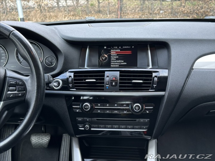 BMW X3 2,0 28i 245PS Advantage 2017