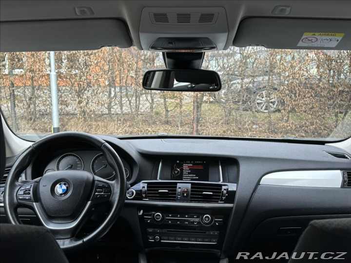 BMW X3 2,0 28i 245PS Advantage 2017