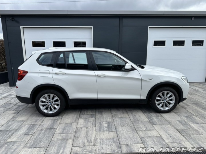 BMW X3 2,0 28i 245PS Advantage 2017