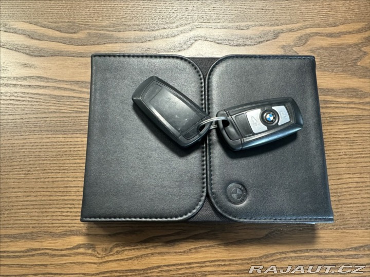 BMW X3 2,0 28i 245PS Advantage 2017