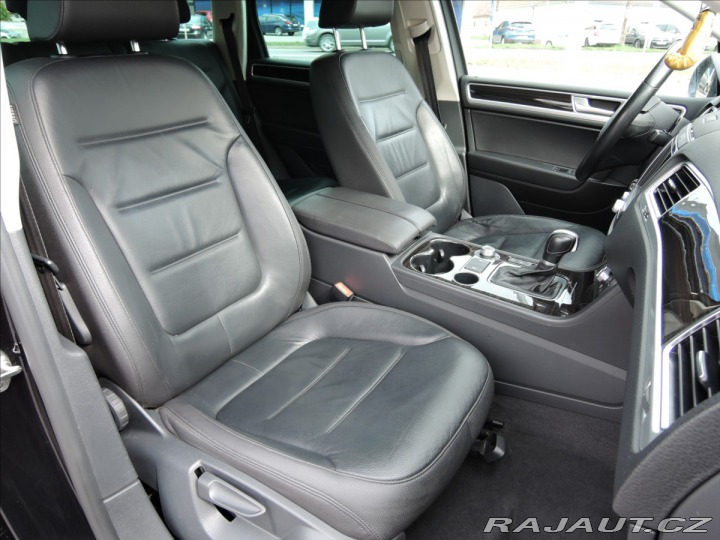 Volkswagen Touareg 3,0 TDi Aut. 4M Kůže DPH 2015