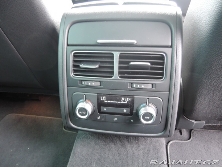 Volkswagen Touareg 3,0 TDi Aut. 4M Kůže DPH 2015