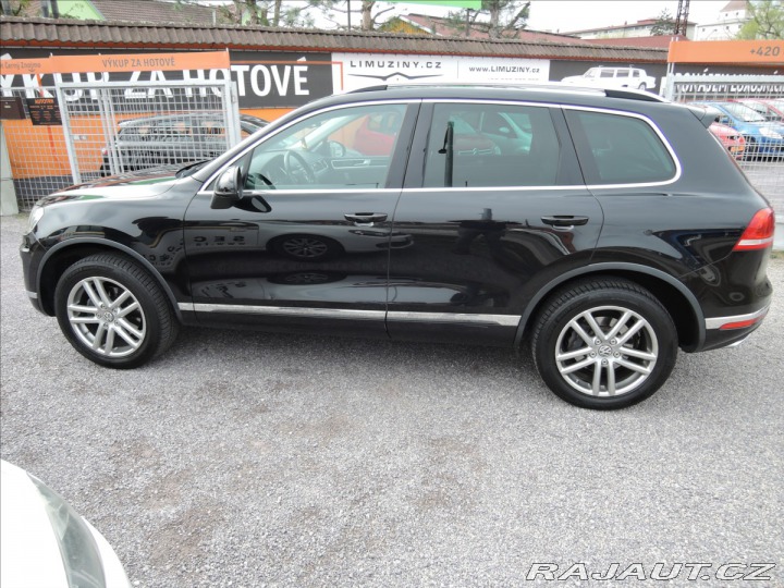 Volkswagen Touareg 3,0 TDi Aut. 4M Kůže bez 2015