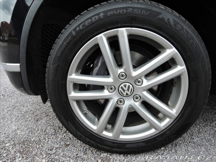 Volkswagen Touareg 3,0 TDi Aut. 4M Kůže bez 2015