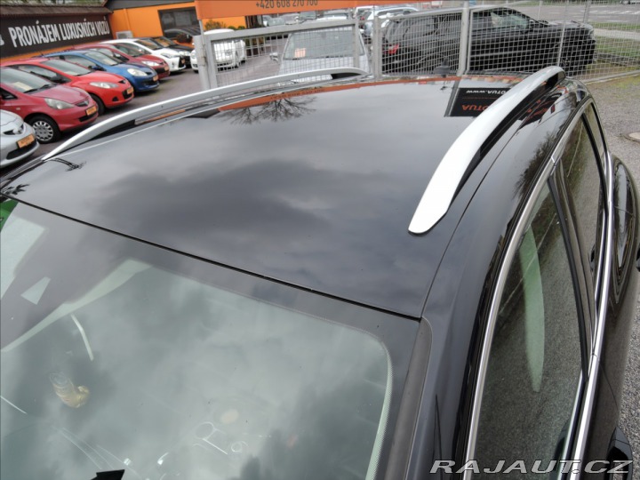 Volkswagen Touareg 3,0 TDi Aut. 4M Kůže bez 2015