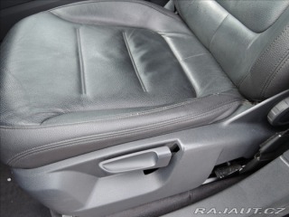 Volkswagen Touareg 3,0 TDi Aut. 4M Kůže bez 2015