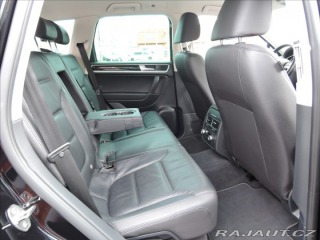 Volkswagen Touareg 3,0 TDi Aut. 4M Kůže bez 2015