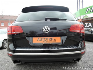 Volkswagen Touareg 3,0 TDi Aut. 4M Kůže bez 2015