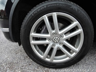 Volkswagen Touareg 3,0 TDi Aut. 4M Kůže bez 2015