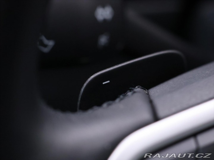 Volkswagen Tiguan 2,0 TDI DSG 4Motion Matri 2021