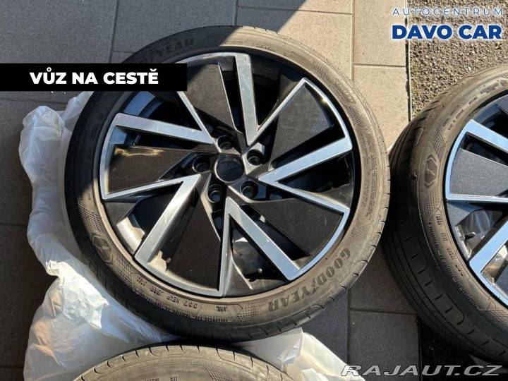 Škoda Octavia 2,0 TDI DSG Sportline DPH 2023