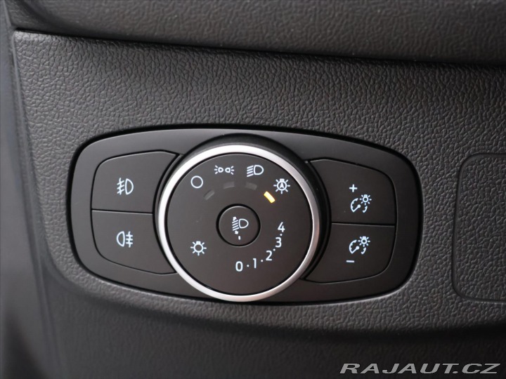 Ford Focus 1,0 EB 74kW Business 1.Ma 2022