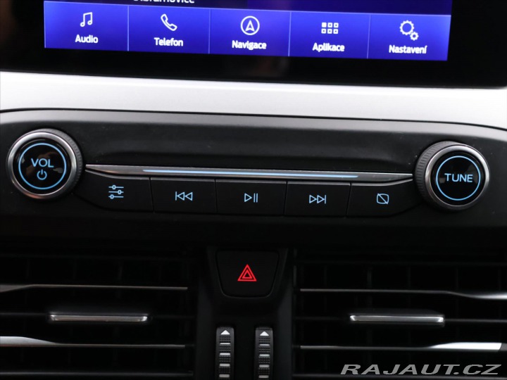 Ford Focus 1,0 EB 74kW Business 1.Ma 2022
