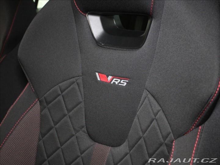 Škoda Octavia 2,0 TSi 195kW RS HeadUP D 2025