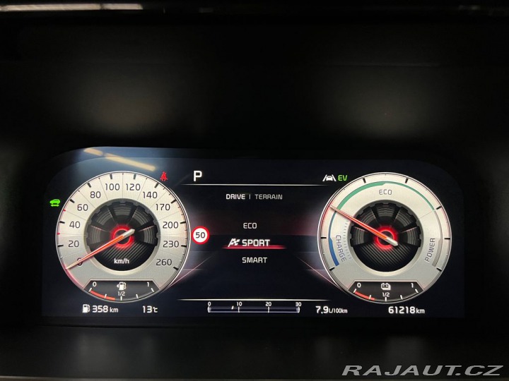 Kia Sorento 1.6T-GDi HYBRID 4WD, PANO 2023